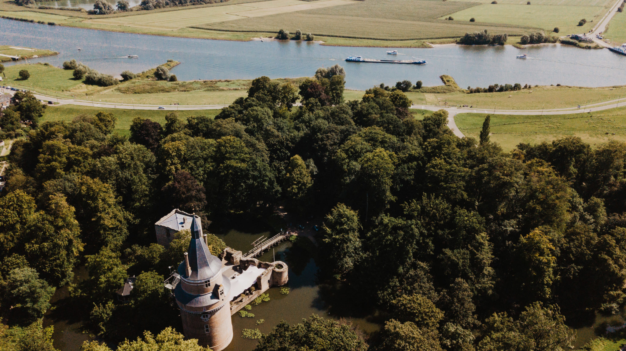 Drone Trouwen bij Kasteel Duurstede