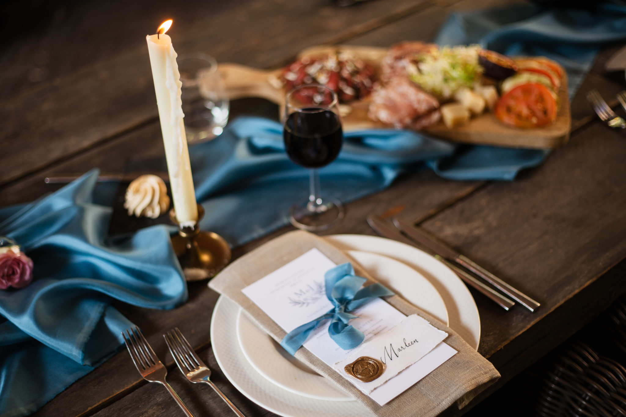 Diner setting met wedding statoinary