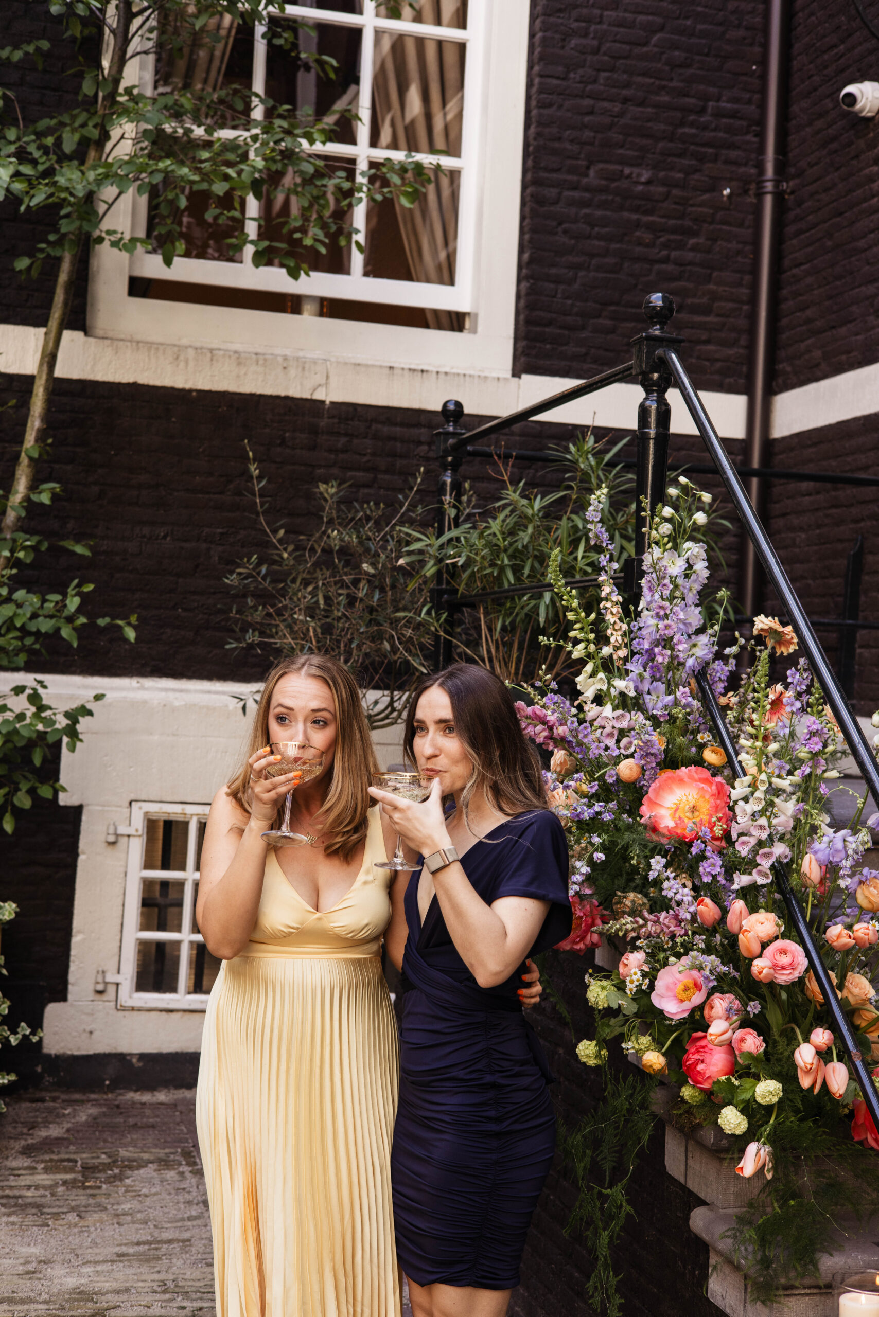 cocktail hour wedding